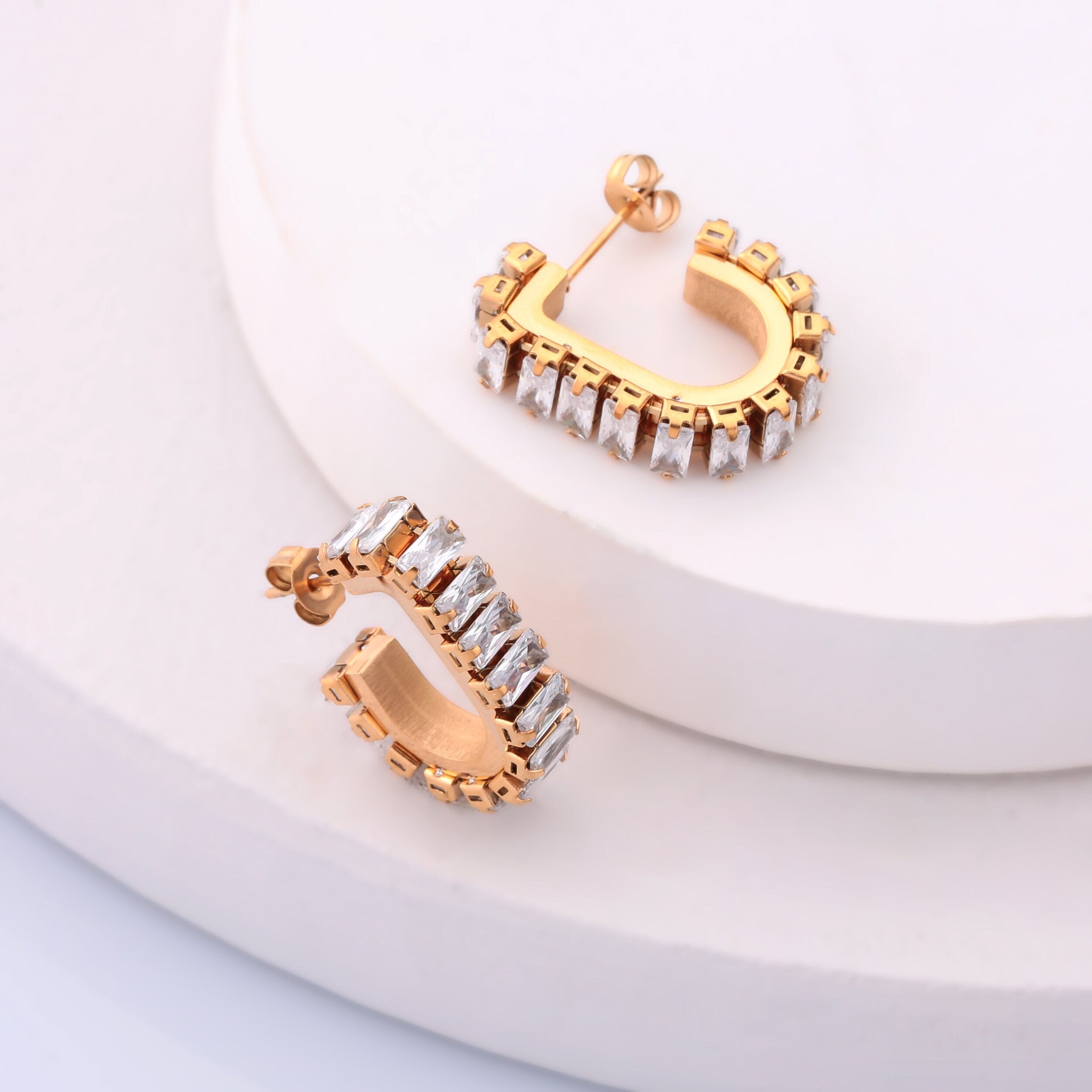 18K Gold Filled Rectangle stud Huggie Earring, Oval stud Huggie, Rectangle Thick CZ Hoop Earring, Large Gold Hoop Earring, Gold CZ stud