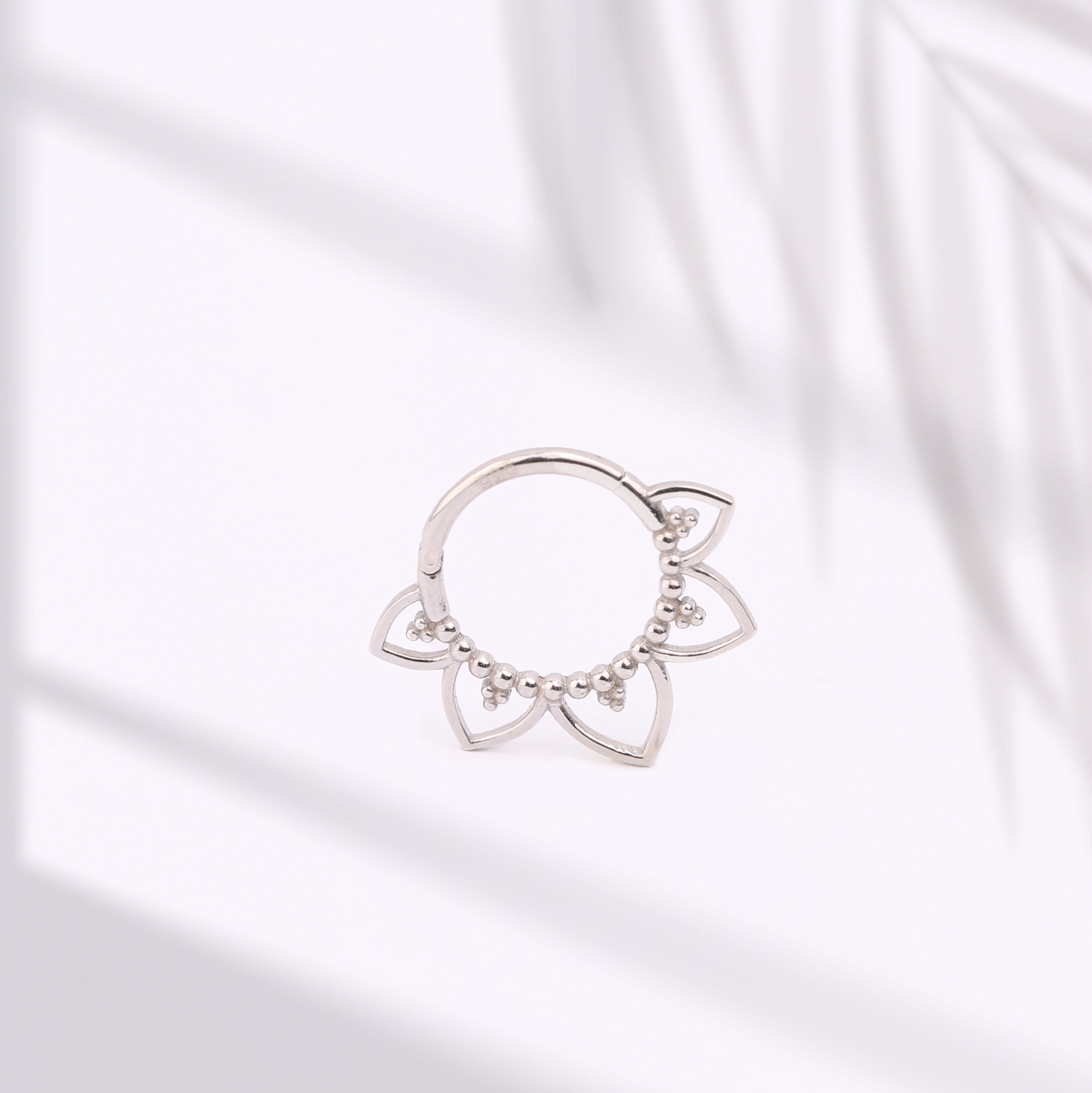 925 Sterling Silver Flower Septum Clicker/ Hinged Septum Ring/ Gold Septum Hoop/  Silver Segment Hoop / Floral Daith Clicker