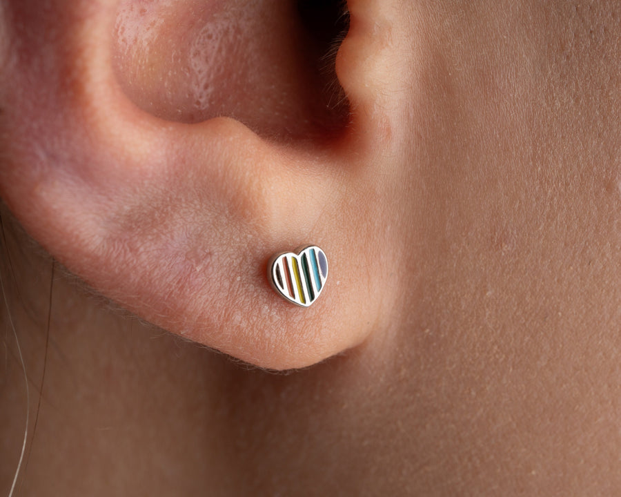 Titanium rainbow heart stud earrings in gold and silver, mini rainbow heart push in studs, flatback colorful stud earrings pride earrings,