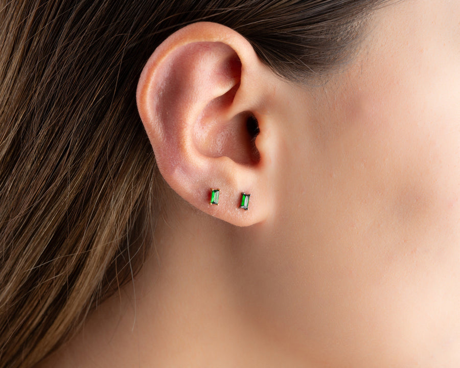 20G/18G/16G Titanium Emerald Baguette Push Pin Flat Back Labret stud • Threadless  Nap Earring • Tragus Stud • Helix, Cartilage, Nose Stud