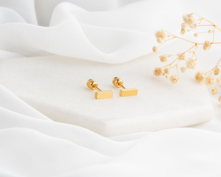 Surgical Steel rectangle, screw back labret Stud, Hypoallergenic, double sided Tiny cz Rectangle Studs, Minimalist Earrings, nap earrings